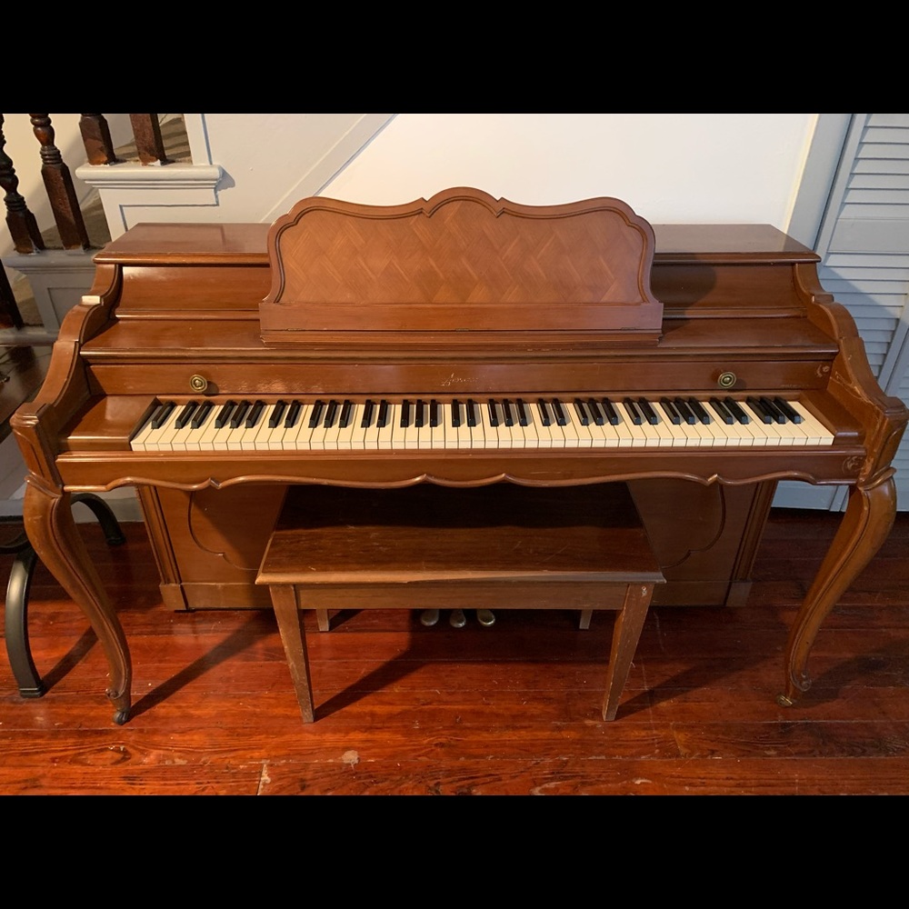 Baldwin piano